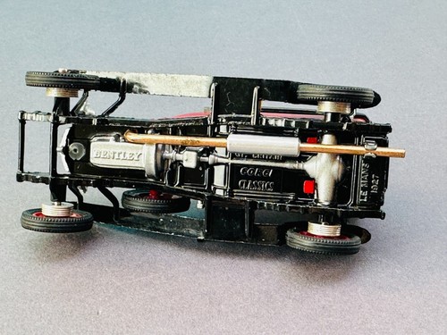 CORGI TOYS Classics no. 900 BENTLEY 3 Litre 1927 Le Mans Winner rot GB 1964 - Bild 9 von 11