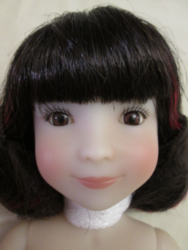 Sydney Nude Ruby Red Fashion Friends Siblies Doll Black Hair Red Highlights - Picture 8 of 9