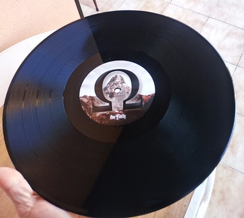  Mind Terrorist – A Moment In Eternity limited edition, rare Metalcore LP - Picture 4 of 5