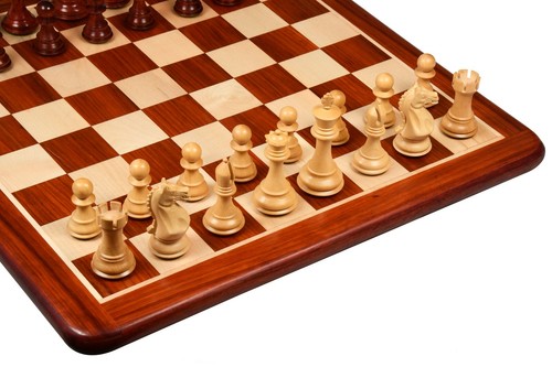 Combo of Fierce Knight Chess Pieces in Bud Rosewood & Boxwood with Chess Board - Picture 3 of 12