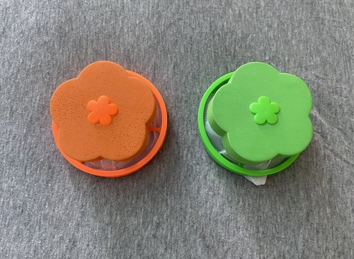 2 Pack Floating Pet Fur Catcher Laundry Lint Pet Hair Remover Washing Machine