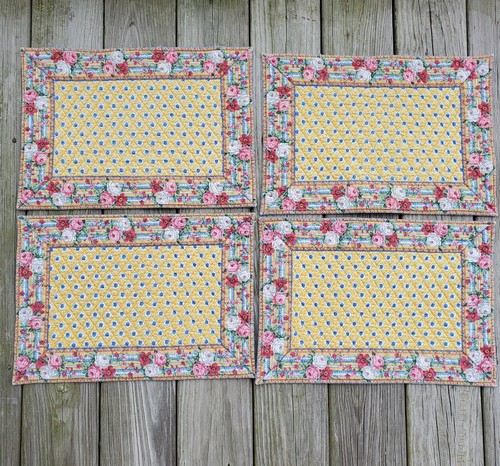 Vera Bradley Placemats New Hope Quilted Reversible Floral Pastels * READ