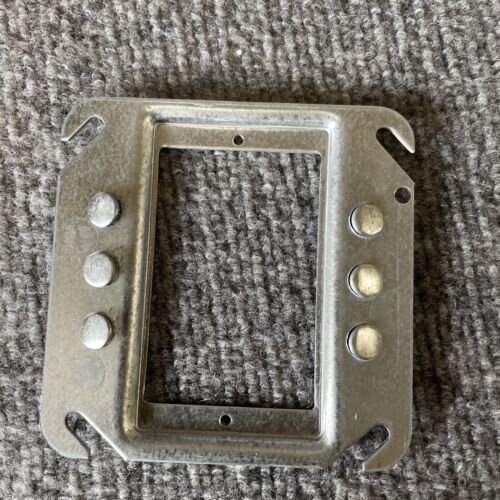 Lotto 8 Prese Elettriche Acciaio City 52-C-62 4" Quadrate x 1/4" Coperchio Rialzato Nuove - Foto 7 di 12