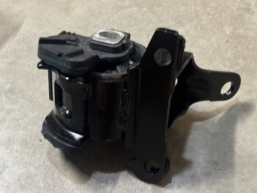 NEW 2013-18 Genuine Mazda 3 6 XC5 TRANSMISSION Mount BJS739070 - Picture 13 of 13