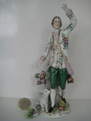 PAR DE FIGURAS DE PORCELANA SITZENDORF PASTOR Y PASTORA DRESDEN APLICADAS - Imagen 4 de 12