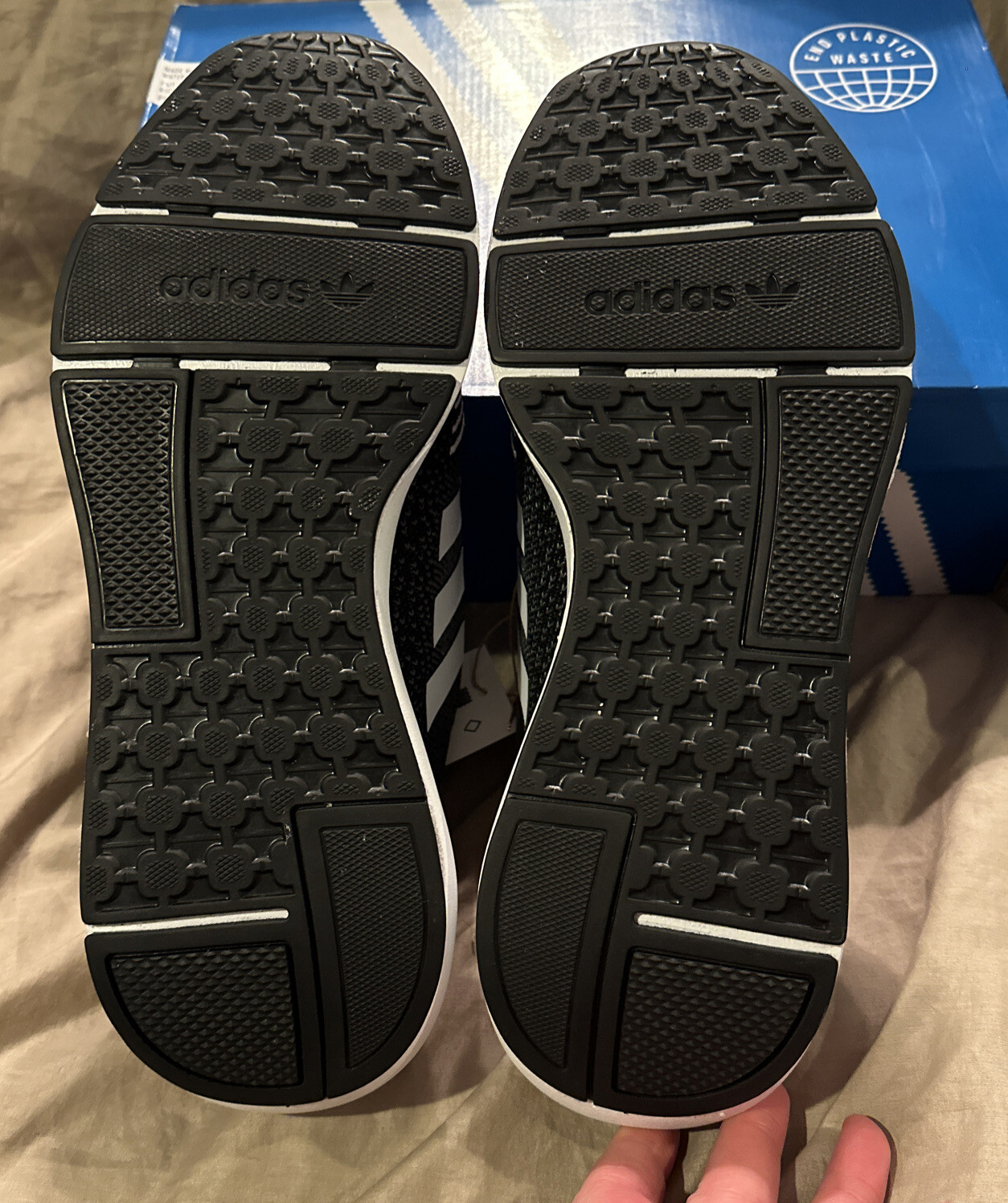 Size 10 - adidas Swift Run 22 Black White W for sale online | eBay