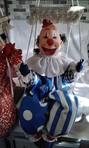 Set of 2 Clown Wooden Swing Marionette Plastic Head - Clown 20" long - Picture 3 of 7