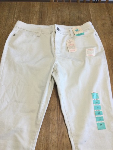 Neu mit Etikett * St Johns Bay Hose hellbraun Skinny Leg Jeans Stretch Mid Rise 14 Secret Slender - Bild 5 von 5