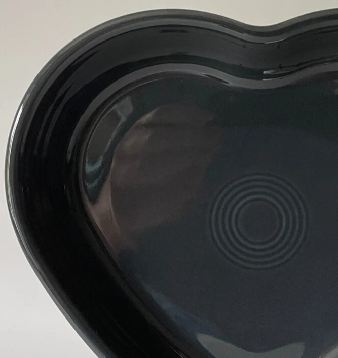 NUEVO 1ª Qual. Fiesta 9" GRIS PIZARRA 26oz RETIRADO GRAN CORAZÓN CUENCO SAN VALENTÍN ~A Foto 2 de 4