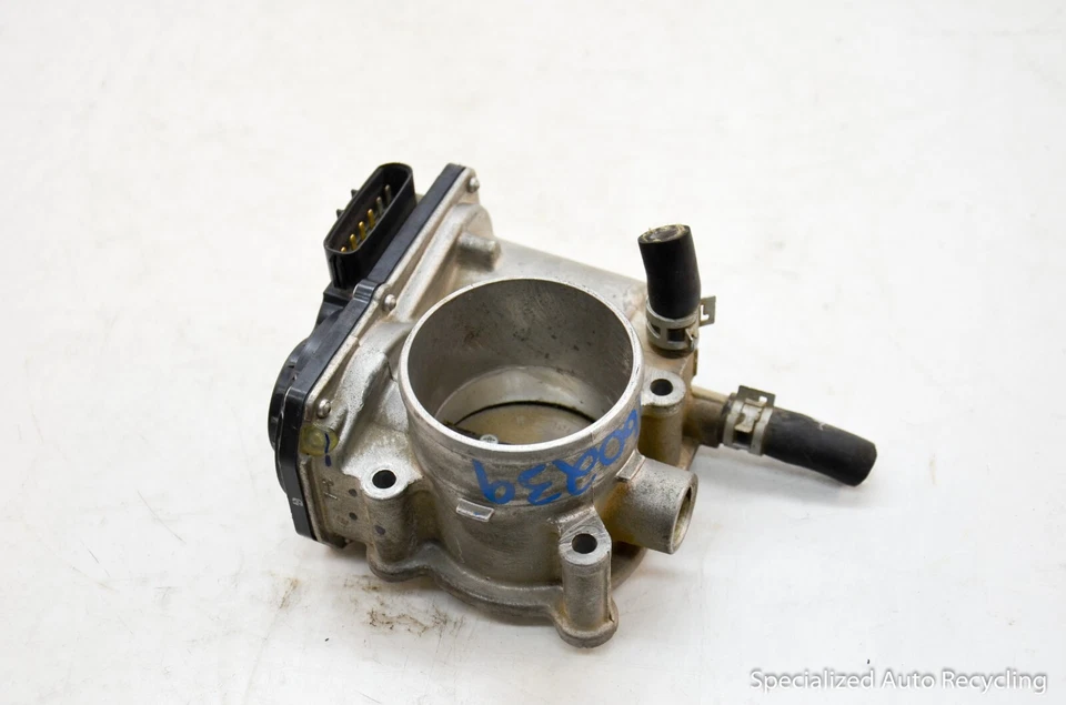 Toyota Corolla 2014 carrocería del acelerador Foto 2 de 4