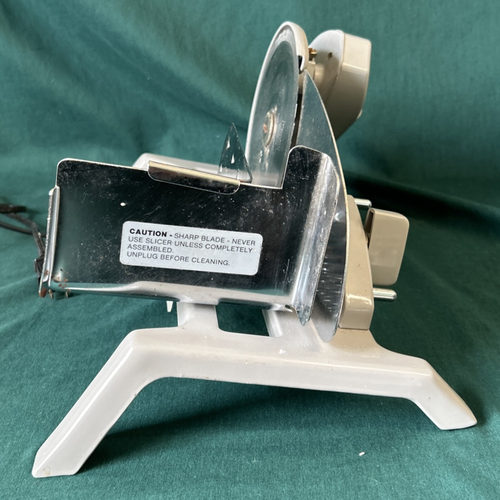 Vintage Rival Meat Slicer 1101/8 Meat / Food Slicer - Tested Has Some Rust - Picture 7 of 15