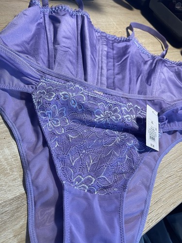 AUDEN: Neu mit Etikett! Lila Spaghettiträger Korsett Top mit lila transparenter Unterwäsche - Bild 6 von 8