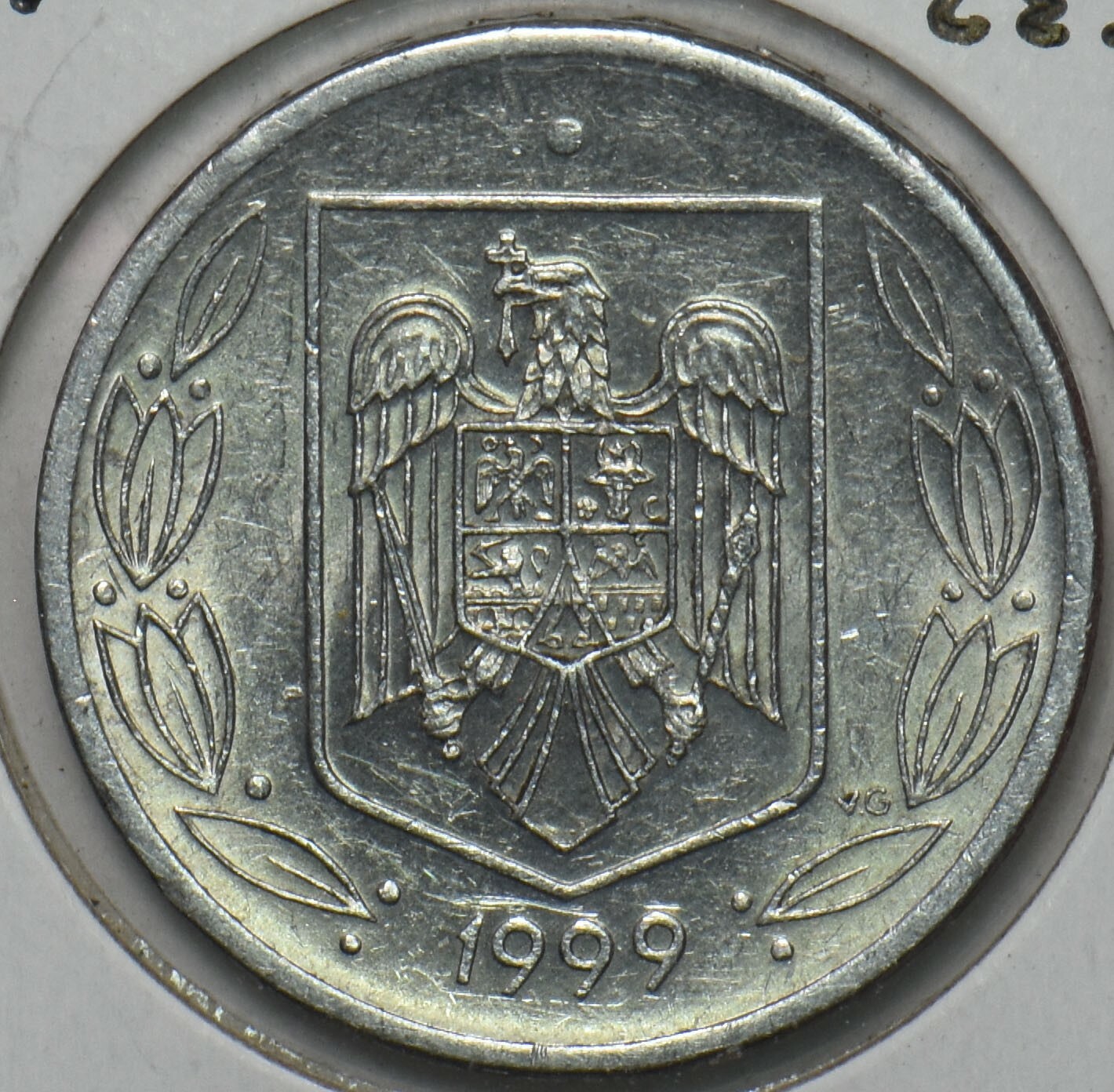 Foto 1 di 2