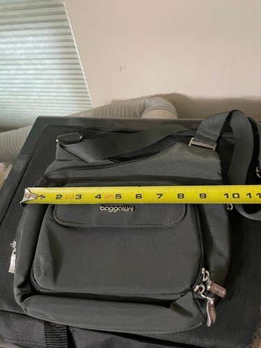 Baggalini Woman’s Grey Purple Canvas Crossbody 10" x 9" Lots Of Pockets! NWOT - Picture 12 of 13
