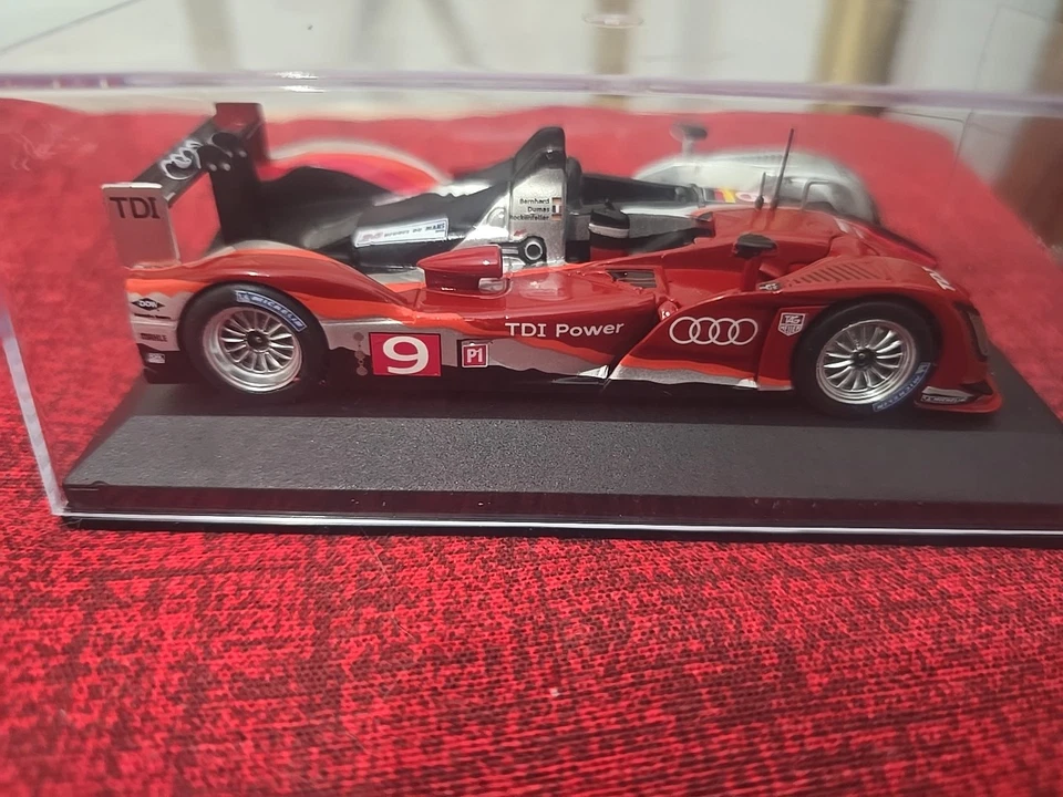 Modellino Auto 1/43 Audi R15 TDI 2015 H24  LE MANS - Immagine 2 di 3