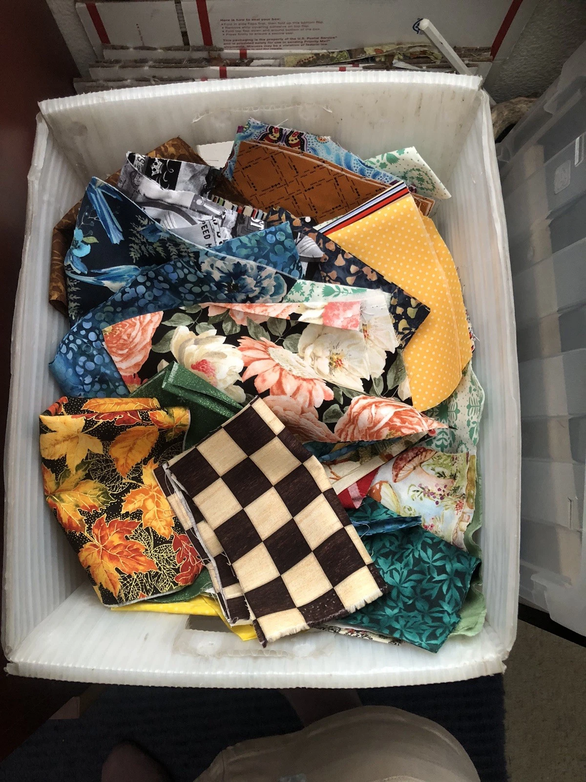 FABRIC SCRAPS PIECES QUILTING COTTON CRAFT MIXED MEDIA Random Mix 95+Pcs Apx art - product detail image 1