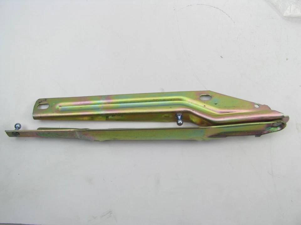 Новый - OEM 4756557 левая крышка багажника петля для 94-97 Chrysler LHS, 95-96 New Yorker - Изображение 3 из 4