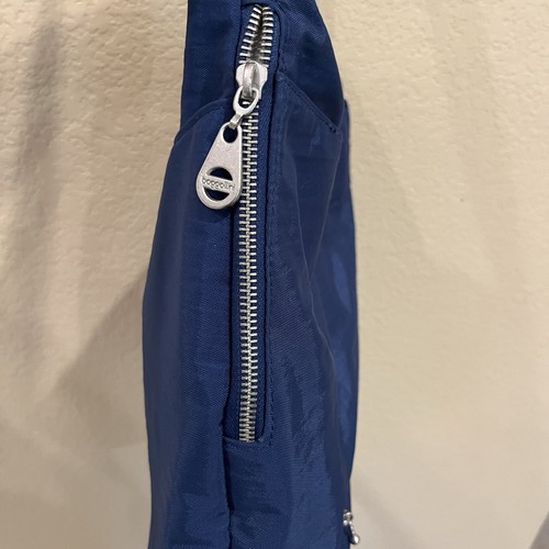Baggallini Helsinki Large Shoulder Hobo Tote Travel Organizer Bag Blue Silver - Picture 4 of 10