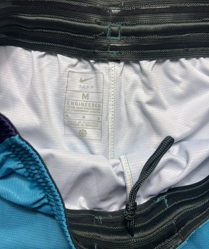 Pantalones Cortos NBA Charlotte Hornets Jordan Liga de Verano Verde azulado Talla Mediana Emitidos por Jugadores - Imagen 2 de 5
