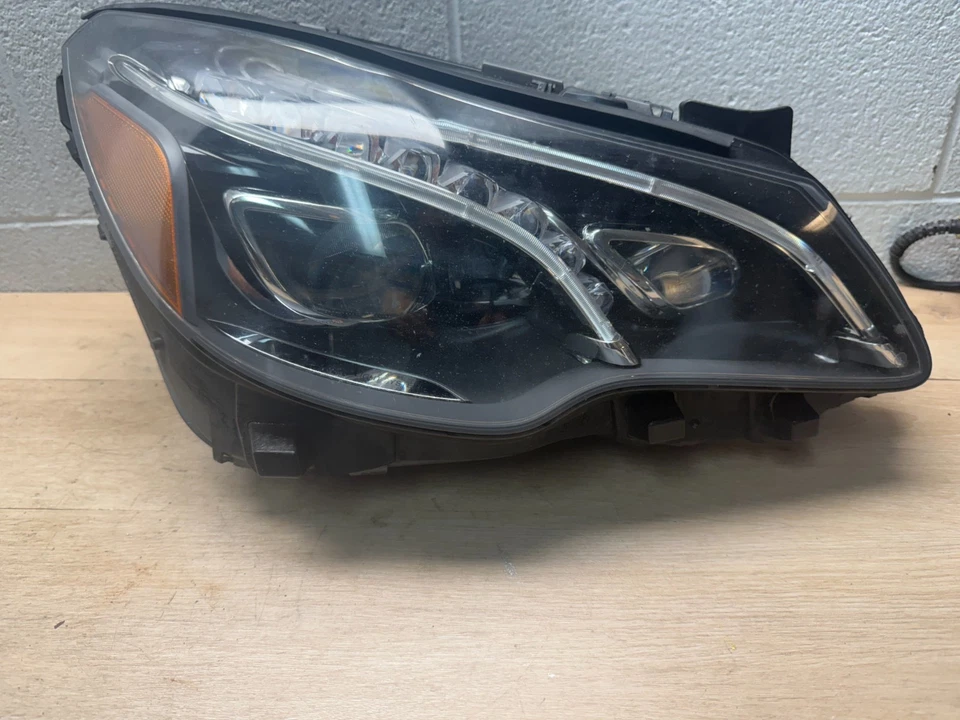 FARO LED ADAPTATIVO DELANTERO DERECHO PAS LATERAL MERCEDES BENZ E400 E500 E550 OEM 2 PUERTAS Foto 2 de 4