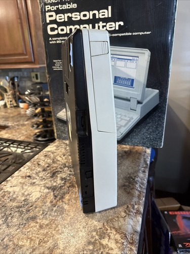 Tandy 1400 HD Personal Computer Original Box UNTESTED For Parts/Repair READ ๐ - Picture 10 of 24