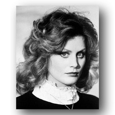 Beverly D'Angelo Photo 8x10 1970s Portrait