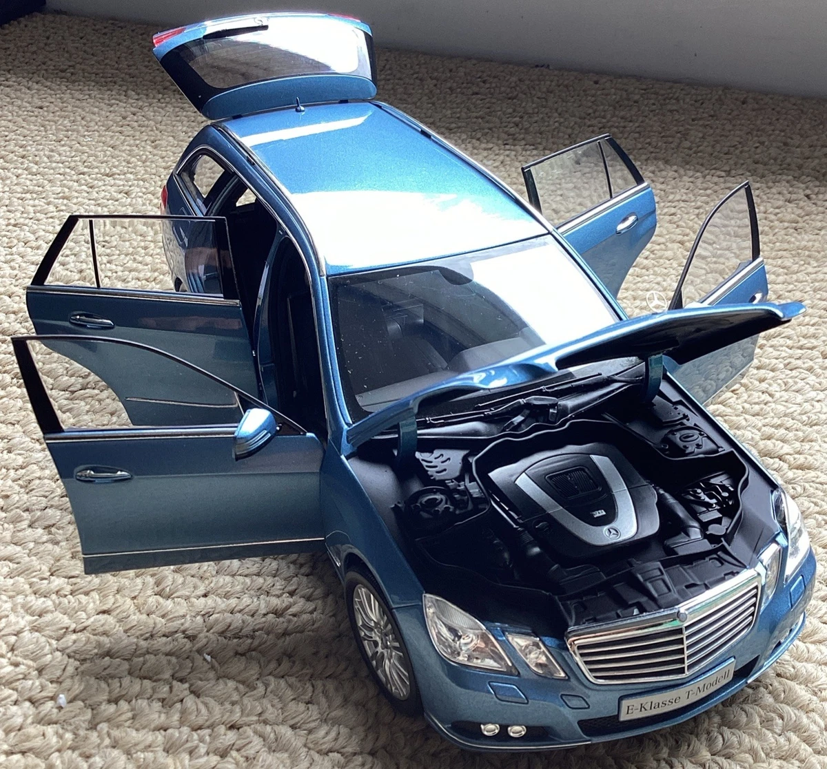 Mercedes Benz E Class 1 18 for sale | eBay