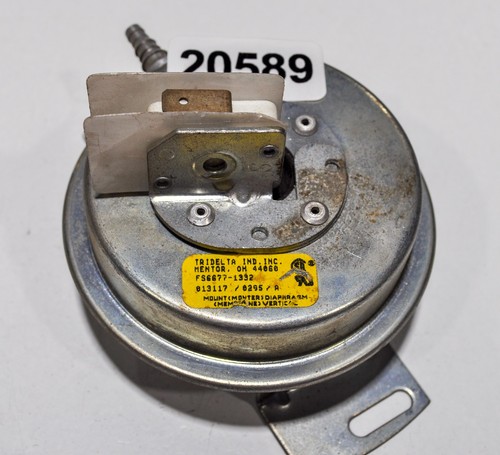 Tridelta FS6677-1332 Druckschalter - Bild 2 von 4