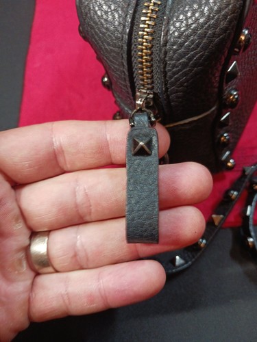 AUTÉNTICO Bolso Bandolera Valentino Garavani Rockstud Onyx Cámara Charol Negro - Imagen 20 de 23