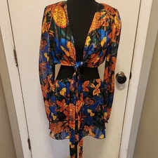 Designer Style Floral Tie-Front Skort Set Built-In Shorts Long Sleeve | Medium