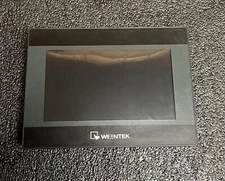 WEINTEK used MT6070iP W/O fasten holder Power on tested SCR-I-639=9A33