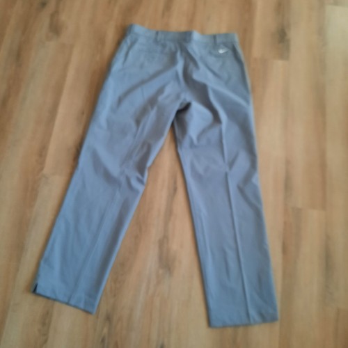 Pantaloni Nike Uomo 36X32 Grigio Pin Stripe Dri Fit Golf Elasticizzati Performance Atleismo - Foto 2 di 7
