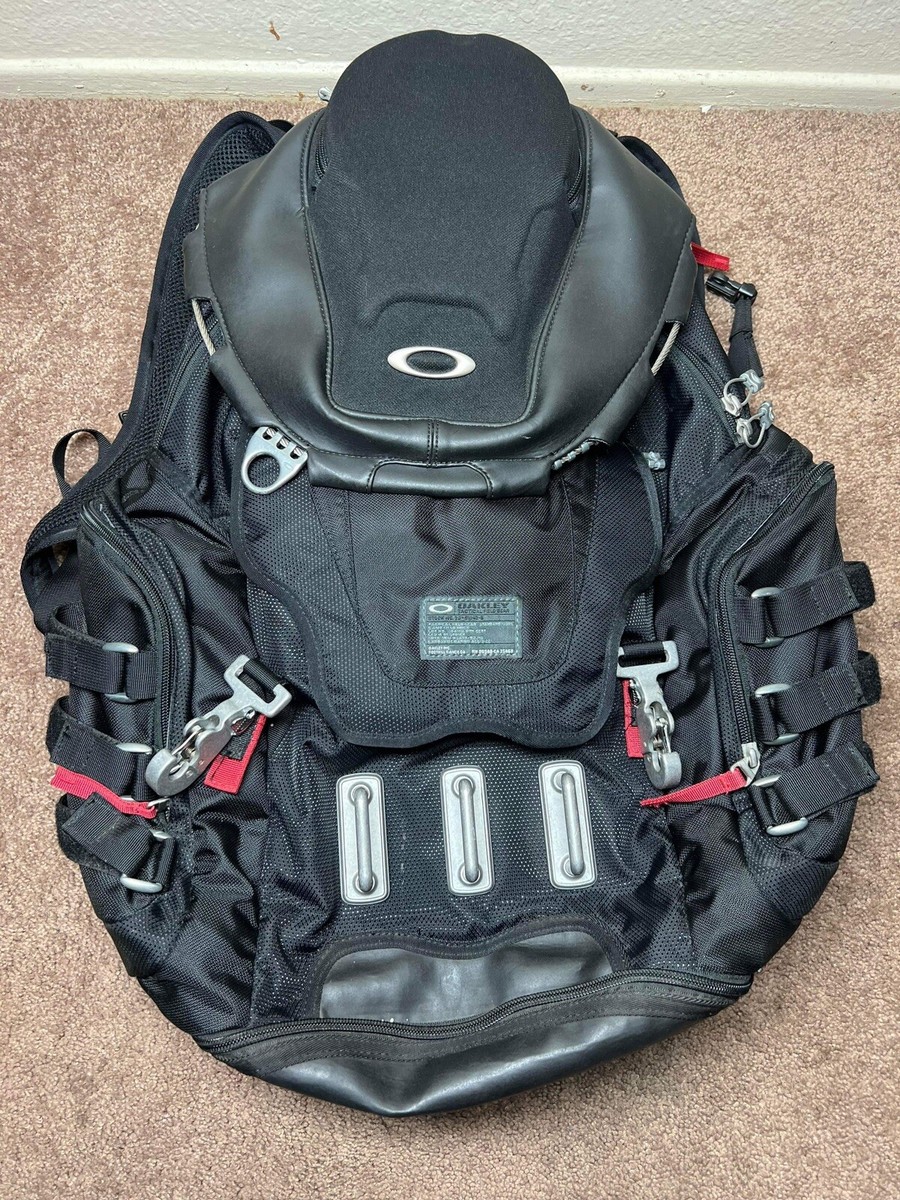 OAKLEY Tactical Backpack Field Gear 20-S1242-B | eBay OAKLEY Tactical Backpack Field Gear 20-S1242-B | eBay