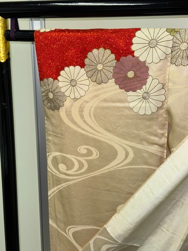 Japanese Vintage Kimono Furisode silk White Gorgeous Expensive Dirt Height 60in - Picture 16 of 23