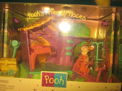 Valentine's DAY PRICE REDUCED! WHINNIE THE POOH TIGGER/HUGE DEAL-3 piece set - Picture 2 of 4