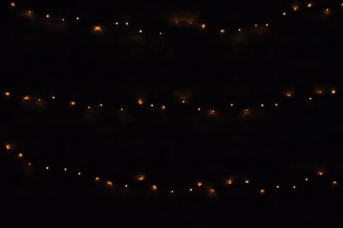 Outdoor Hanging String Lights LED Battery Operated with Timer Warm White - Picture 2 of 5