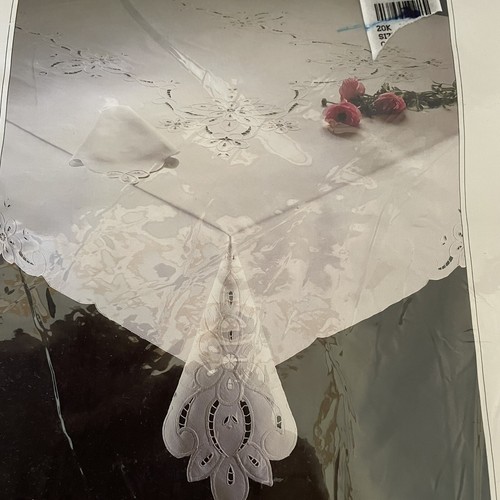 Vtg White French Braid Handmade Continental Lace Tablecloth Napkins 68x104 NWT - Picture 6 of 6
