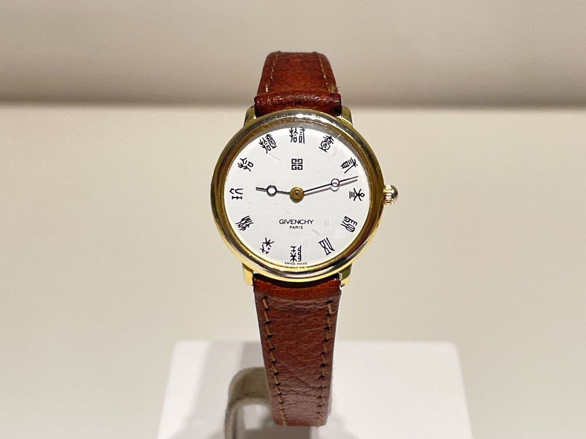 VINTAGE LUXURY SWISS GOLD PLATED LADIES QUARTZ WATCH VINTAGE LUXURY SWISS GOLD PLATED LADIES QUARTZ WATCH
