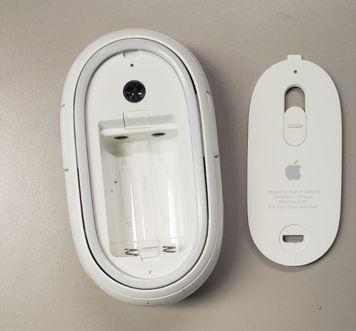 Apple Optical Mighty Mouse Mouse A1197 - Picture 3 of 3