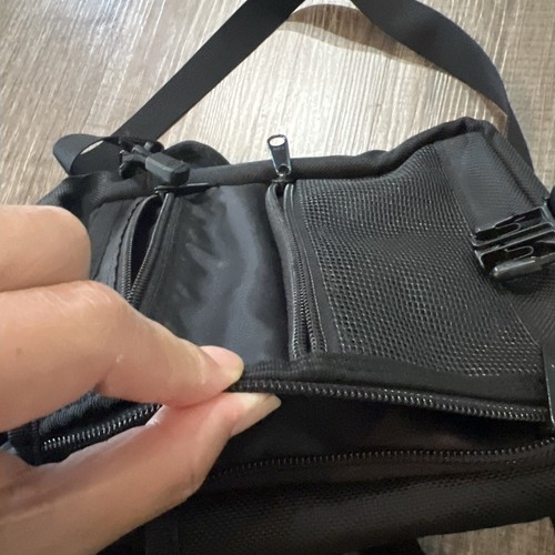 The North Face Shoulder Messenger Crossbody Bag Black Murse Purse Travel EUC - Picture 5 of 8