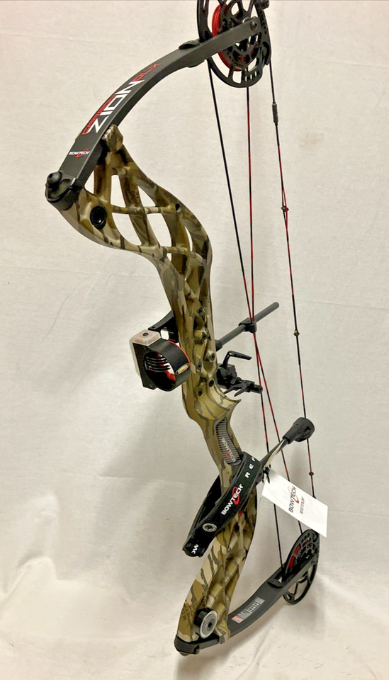 Bowtech Carbon Zion DLX Pacage RH 70# MO Bottomlands | eBay