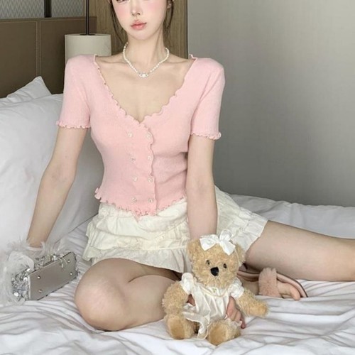 Elegant and Fashionable V-neck Short Sleeve Knitted Blouses with Double Buttons - Picture 5 of 13