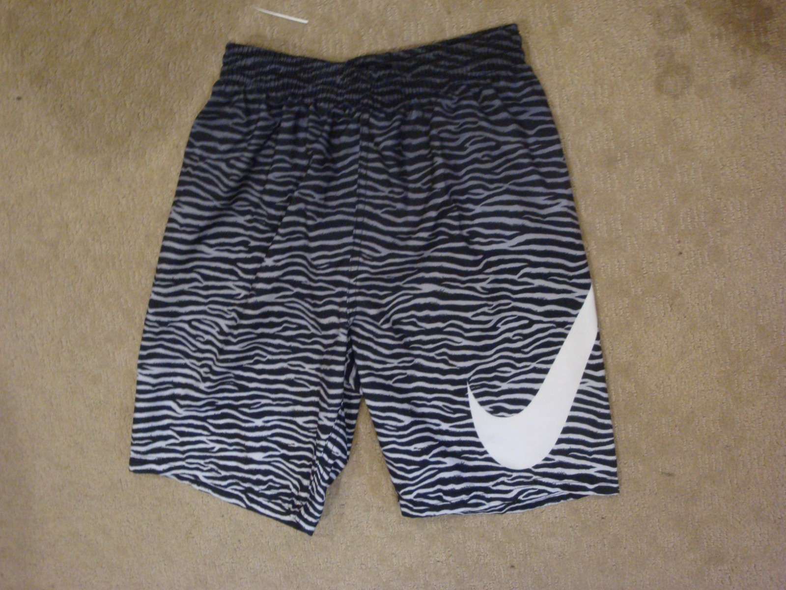 Picture 1 of 2