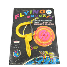 Vintage SPACE age Flying Saucer ToyAmazing vintage atomic graphics Dime store