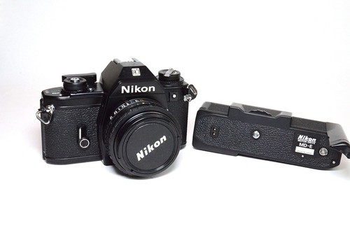 Fotocamera analogica Nikon EM con AIS 50mm F1.8 serie E - Foto 3 di 6