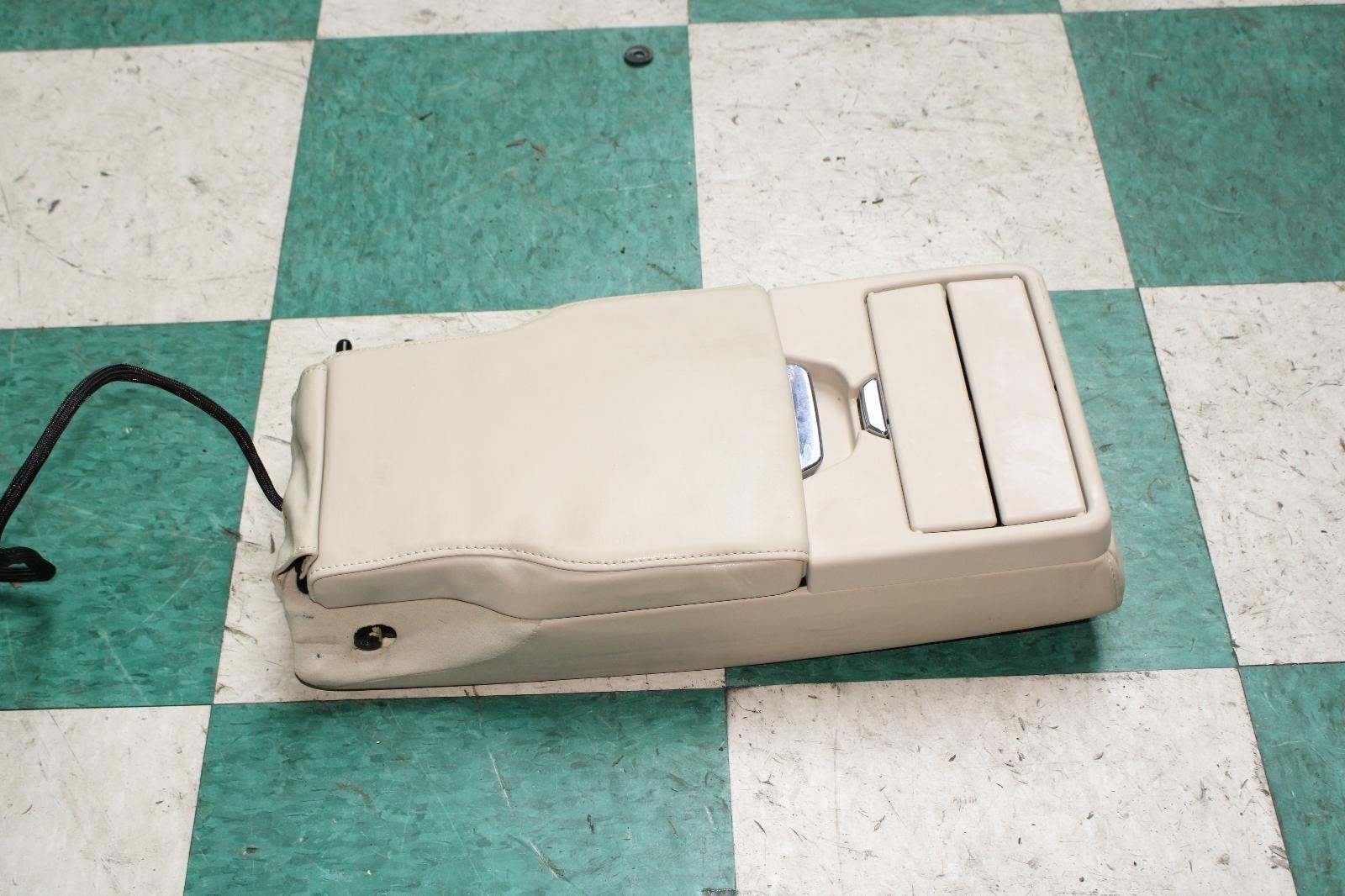 14-17 Ghibli Cream 2nd Row Rear Seat Armrest Storage Bin Factory OEM OE Trim Lid