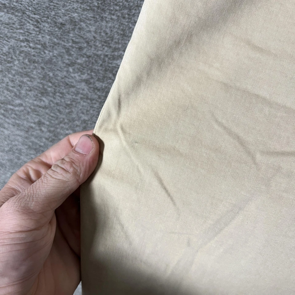 Lote de 2 Calças Masculinas AG Adriano Goldschmied The Graduate 36x32 Bege/Carvão - Imagem 3 de 4