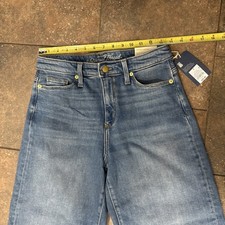 Universal Thread Women's Blue Jeans Universal Stretch Highest Rise Wide Leg 6/28