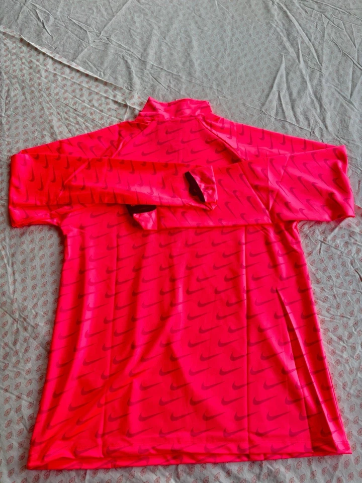 Nike Fast Dri-Fit Quarter Zip Hot Pink Top & Nike leggings set. Small . - Image 4 of 4
