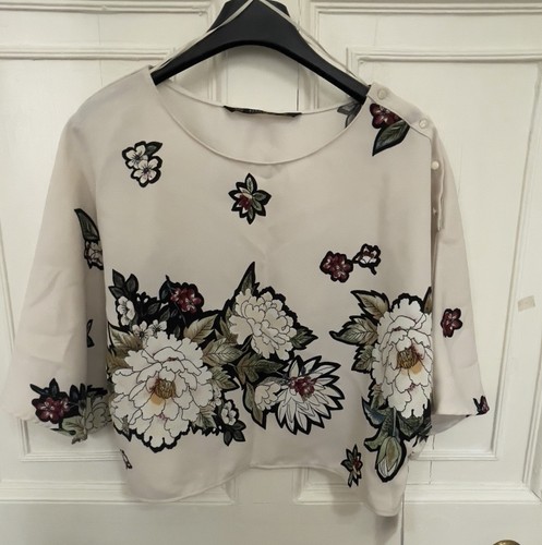 NEW Beautiful Zara Basic Collection Off White Floral Crop Cape Top Woman M. - Picture 1 of 13